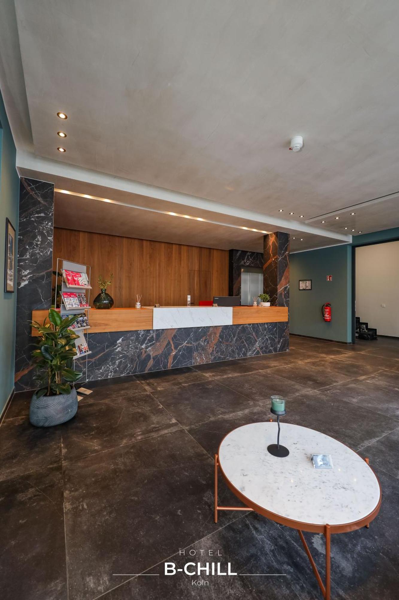B-Chill Cologne酒店 外观 照片